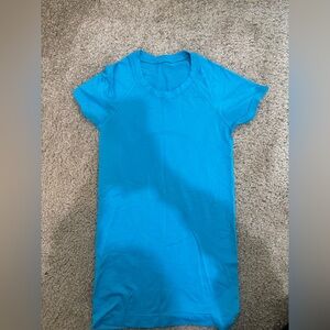 Women’s Lululemon Top